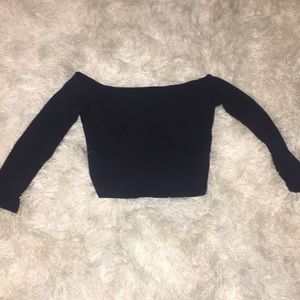 black off the shoulder half sleeve crop top